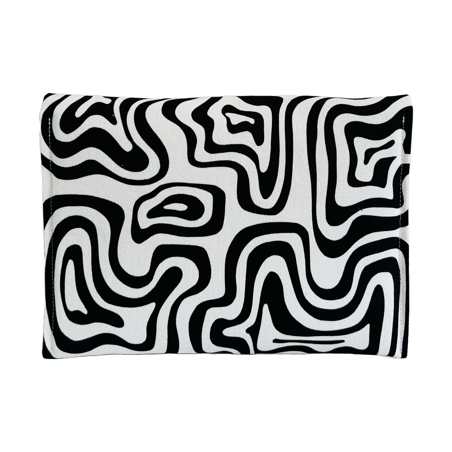 SPACING OUT | LARGE CLUTCH