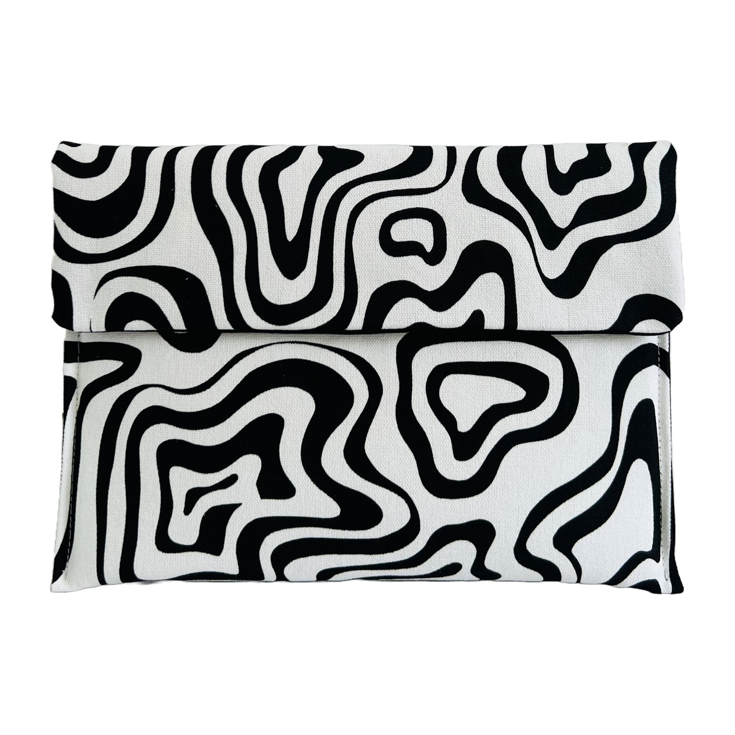 SPACING OUT | LARGE CLUTCH