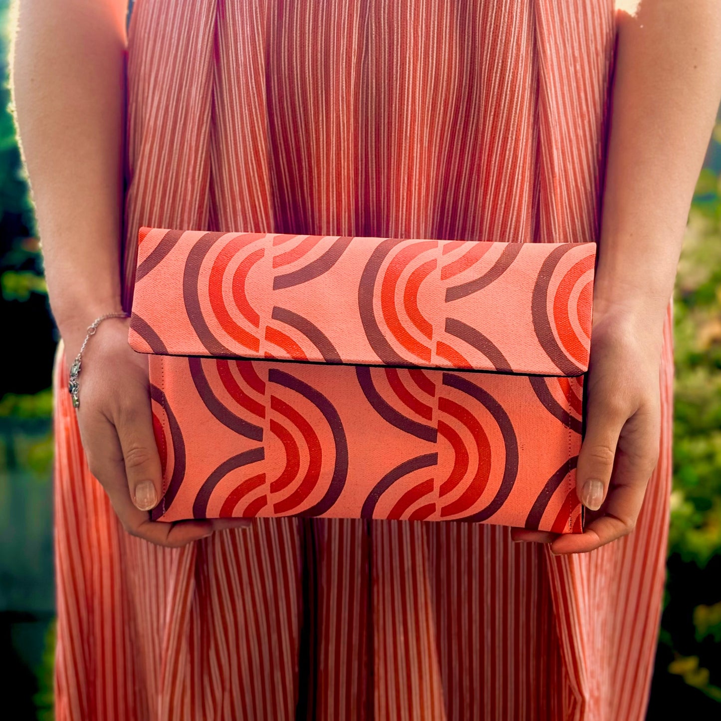 DISCO DANCING | SMALL CLUTCH