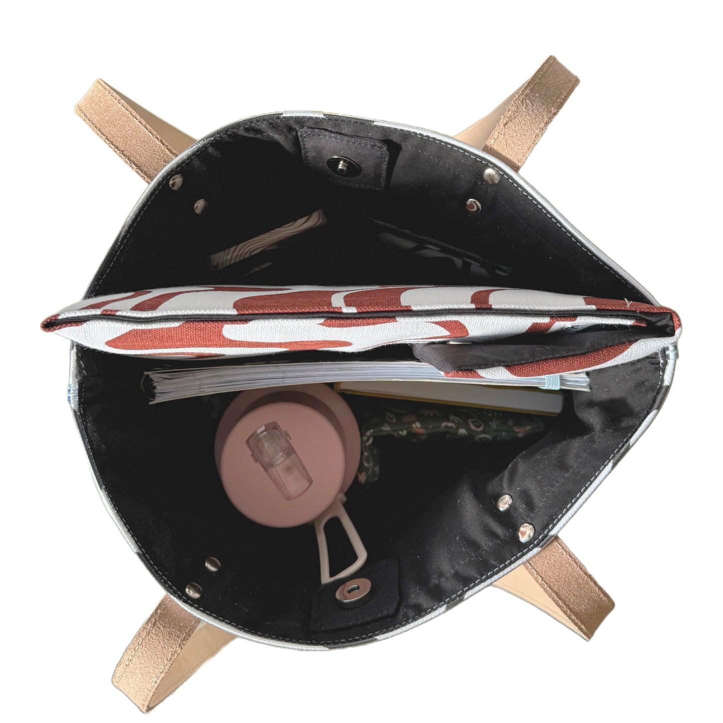 THE RIVER | DAILY TOTE