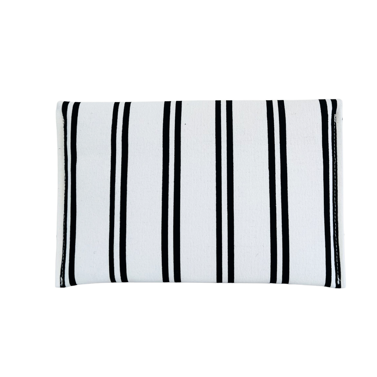 MONOCHROME MOVES | SMALL CLUTCH