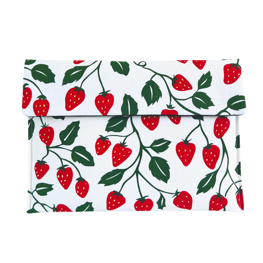 STRAWBERRY MEADOWS | 13" / 14" LAPTOP CASE