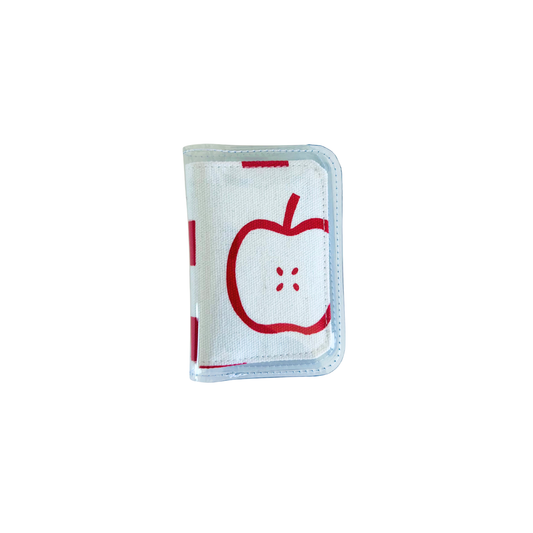 THE FIRST APPLE | CARD WALLET