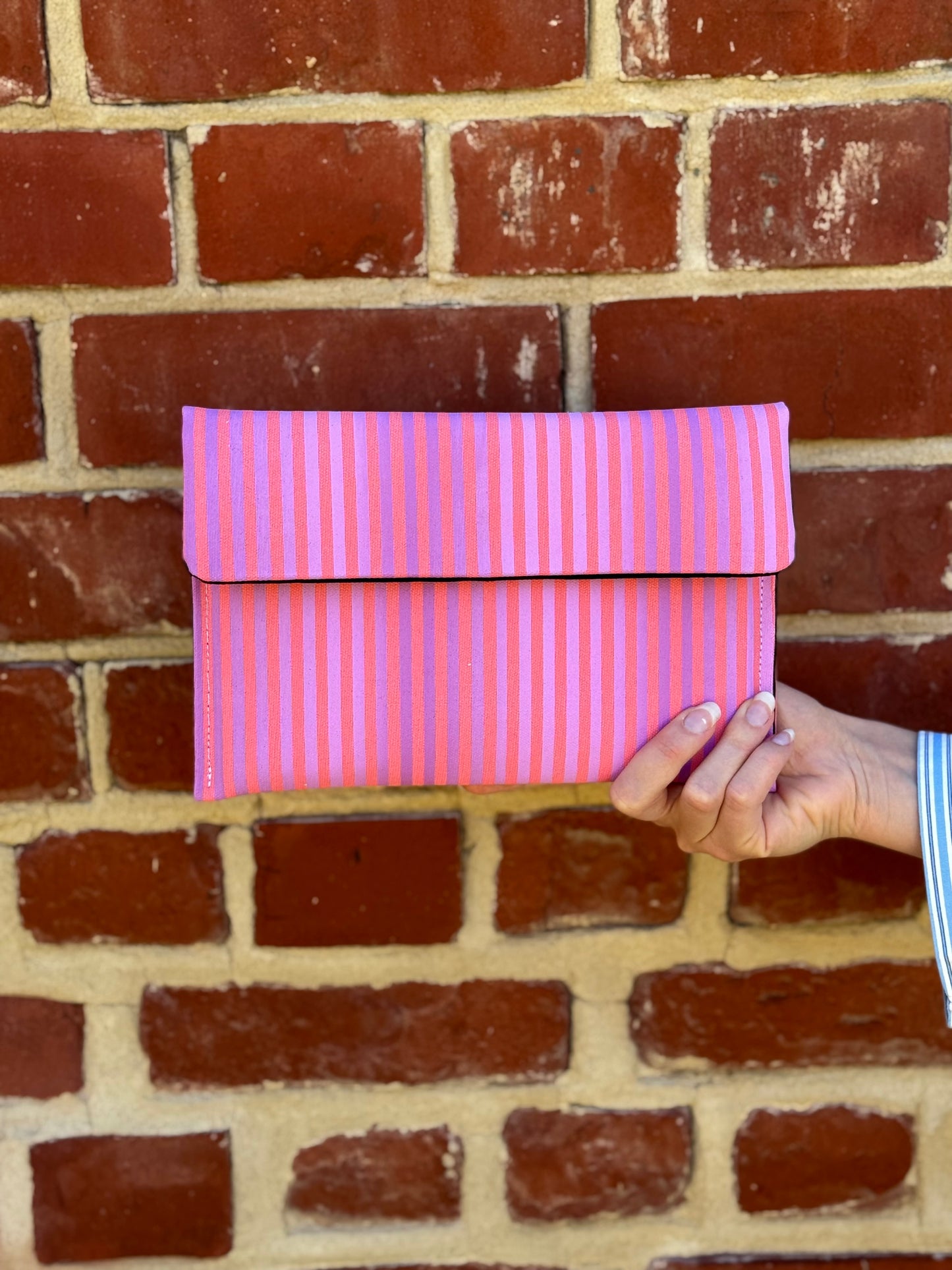 PINKCHAIR | SMALL CLUTCH