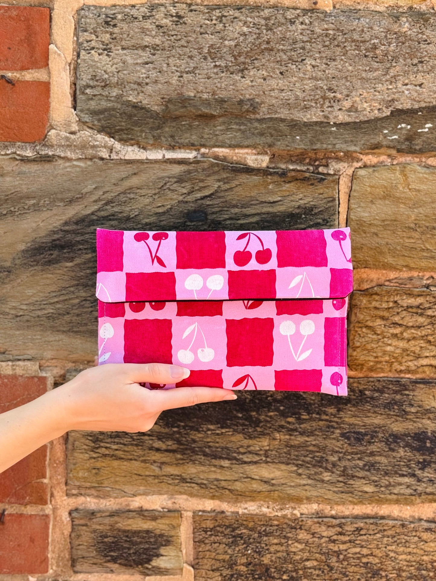 CHERRY BOMB | SMALL CLUTCH